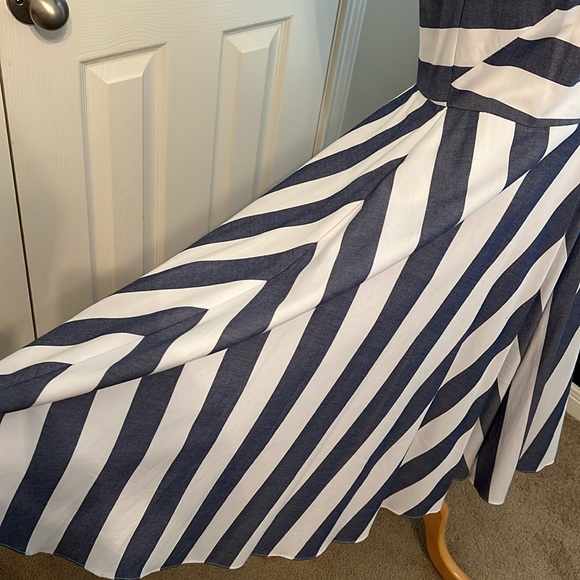 Eliza J Striped Halter Dress - Picture 3 of 8